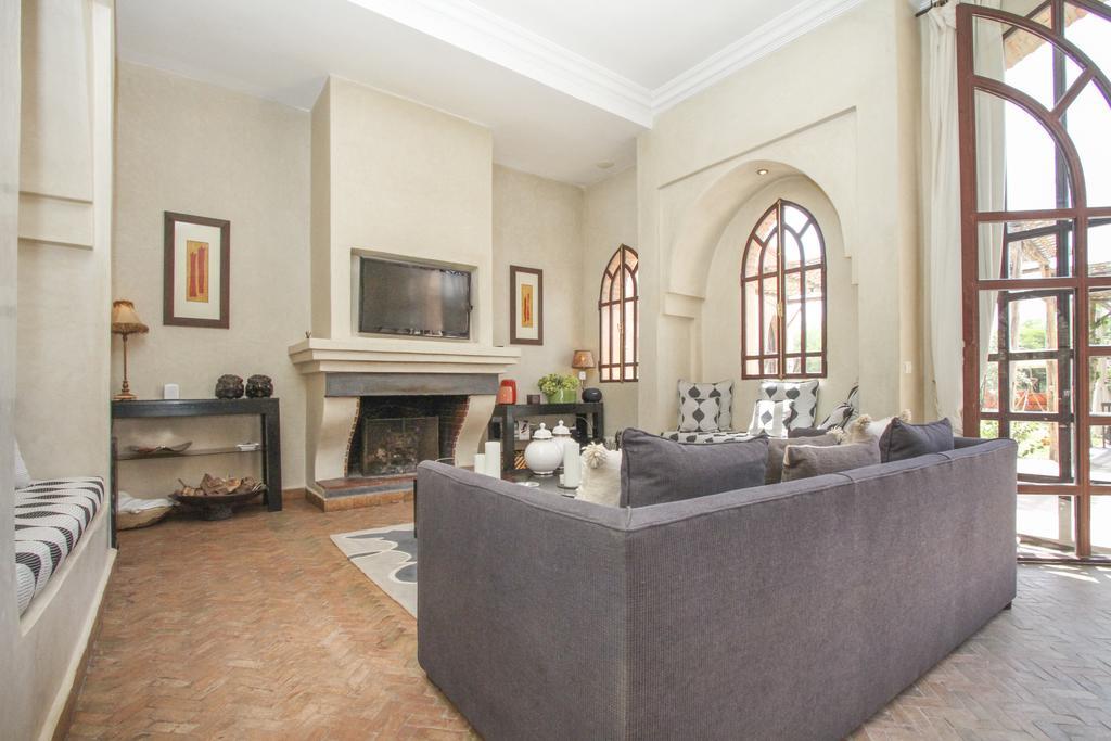 Le Cazar Hotel El Ain Luaran gambar