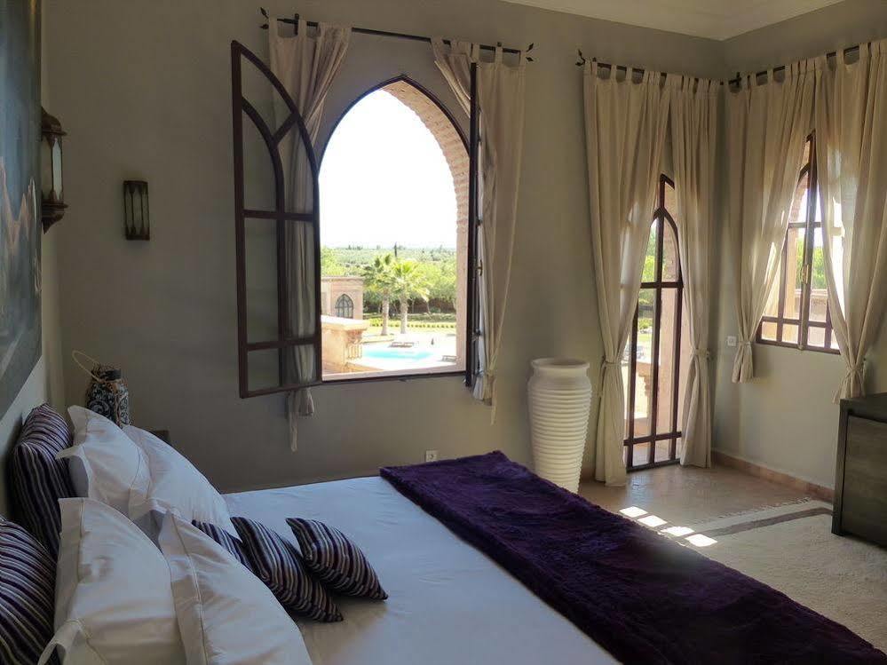 Le Cazar Hotel El Ain Luaran gambar