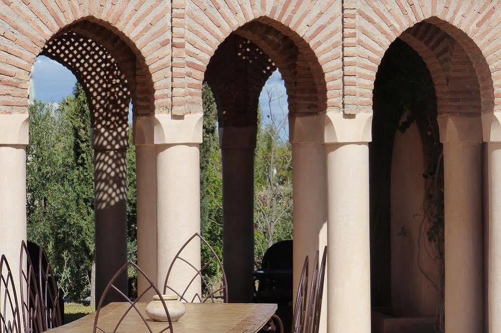Le Cazar Hotel El Ain Luaran gambar