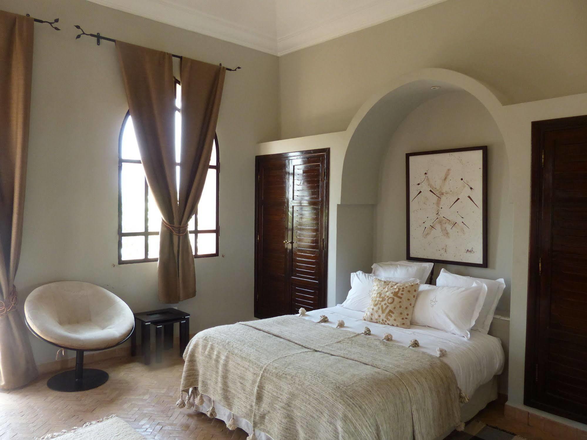 Le Cazar Hotel El Ain Luaran gambar