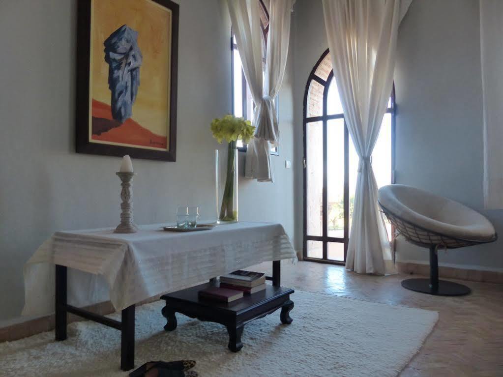 Le Cazar Hotel El Ain Luaran gambar